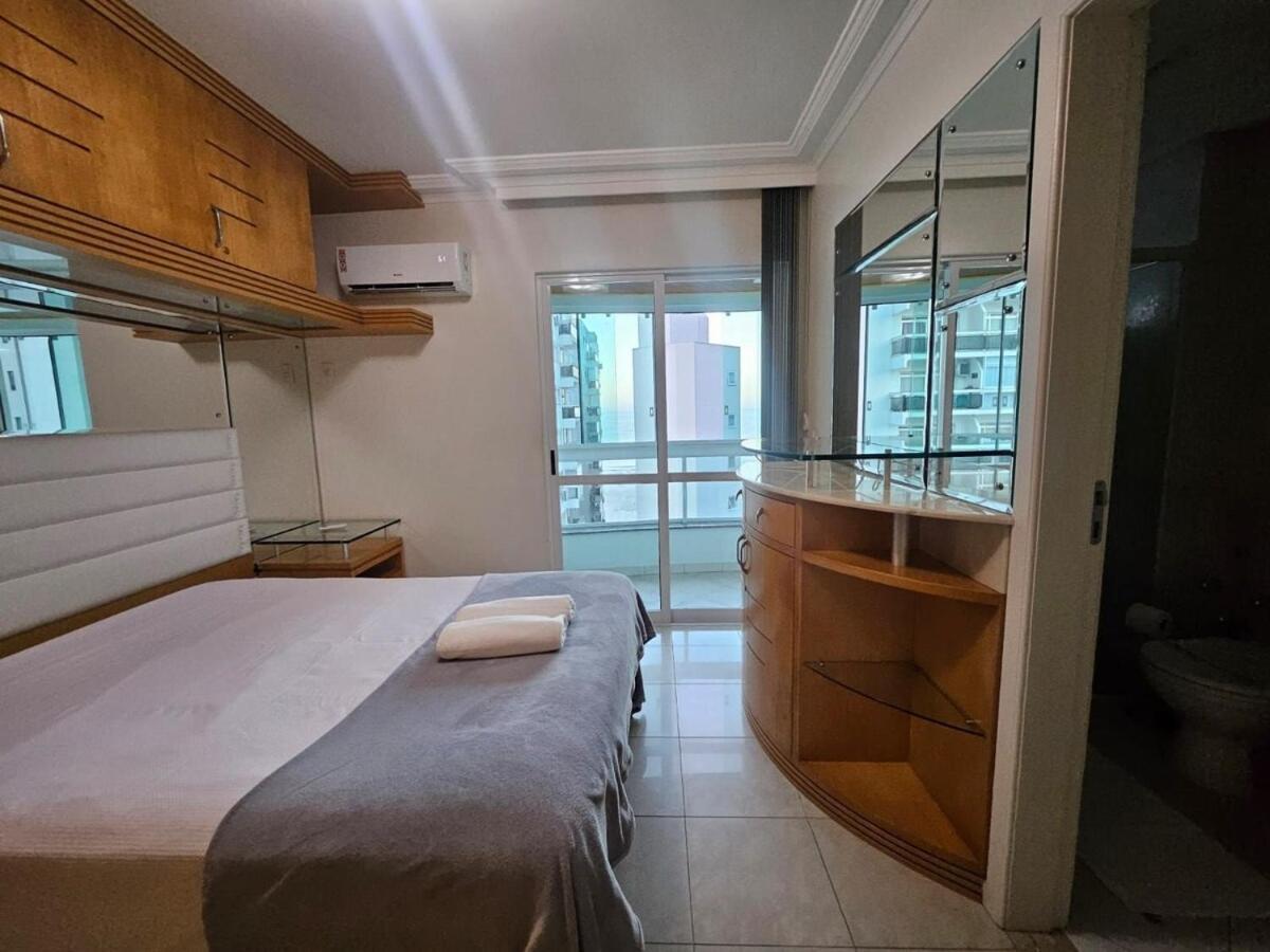 Curta! | 172 | Quadra Mar | 3 Quartos Apartamento Balneário Camboriú
